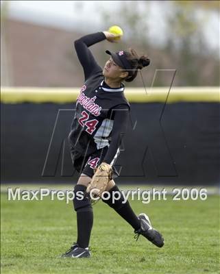 Thumbnail 3 in Rio Mesa @ Valencia photogallery.