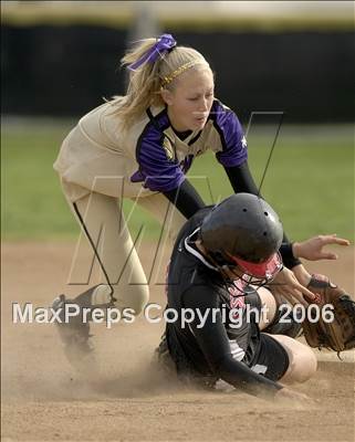 Thumbnail 2 in Rio Mesa @ Valencia photogallery.
