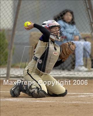 Thumbnail 2 in Rio Mesa @ Valencia photogallery.