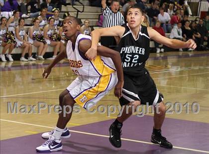 Thumbnail 2 in Pioneer Valley @ Righetti photogallery.