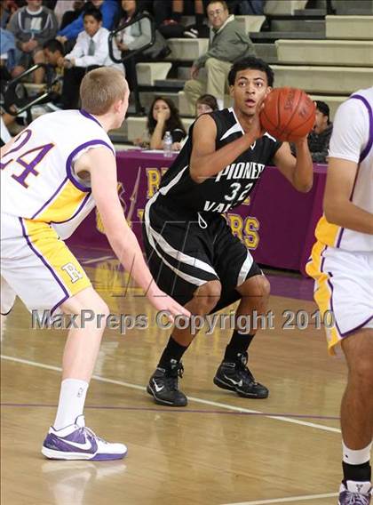 Thumbnail 2 in Pioneer Valley @ Righetti photogallery.