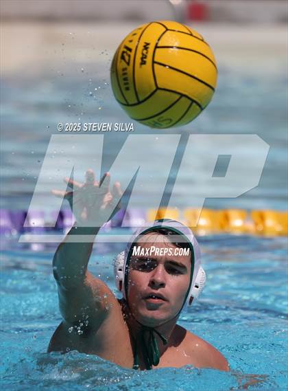 Thumbnail 2 in JV: La Jolla @ La Costa Canyon photogallery.