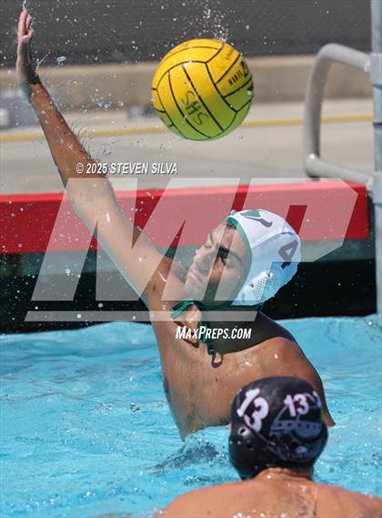 Thumbnail 1 in JV: La Jolla @ La Costa Canyon photogallery.