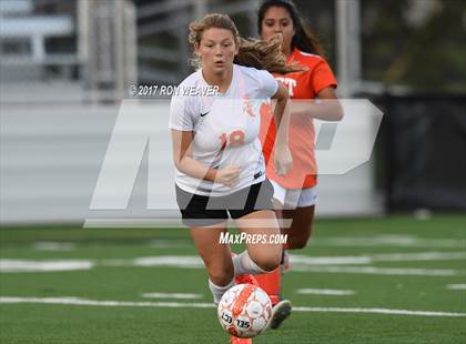 Thumbnail 1 in Morristown-Hamblen East @ Elizabethton photogallery.