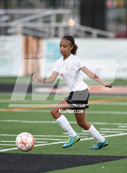 Thumbnail 2 in Morristown-Hamblen East @ Elizabethton photogallery.