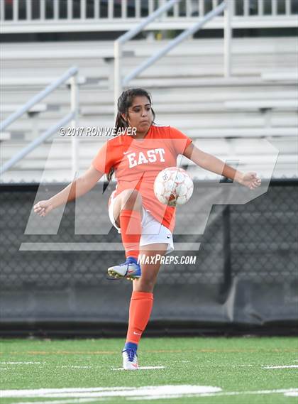Thumbnail 1 in Morristown-Hamblen East @ Elizabethton photogallery.