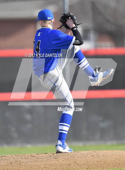 Thumbnail 2 in Grace Community vs Liberty Christian (Texas Private School Classic) photogallery.