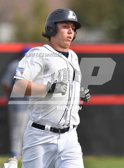 Thumbnail 3 in Grace Community vs Liberty Christian (Texas Private School Classic) photogallery.