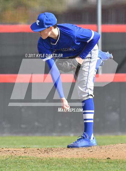 Thumbnail 3 in Grace Community vs Liberty Christian (Texas Private School Classic) photogallery.