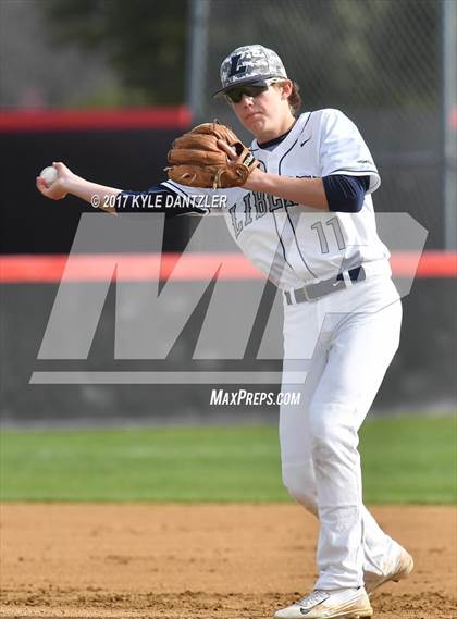 Thumbnail 2 in Grace Community vs Liberty Christian (Texas Private School Classic) photogallery.