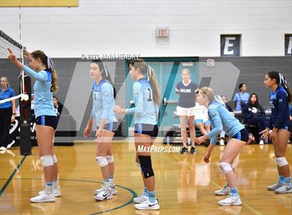 Thumbnail 1 in La Canada vs. Marymount (Durango Fall Classic) photogallery.