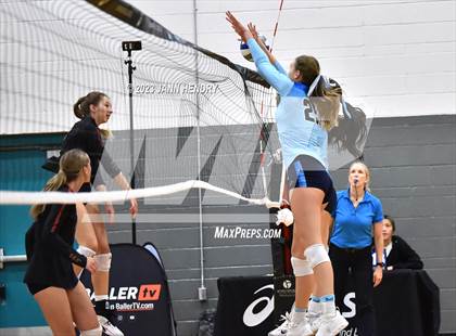 Thumbnail 2 in La Canada vs. Marymount (Durango Fall Classic) photogallery.