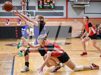 Thumbnail 2 in Kingman Academy vs Lee Williams photogallery.