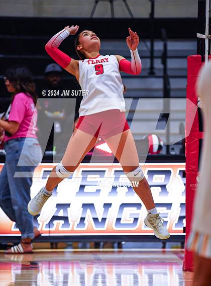 Thumbnail 2 in Terry vs Fort Bend Marshall photogallery.