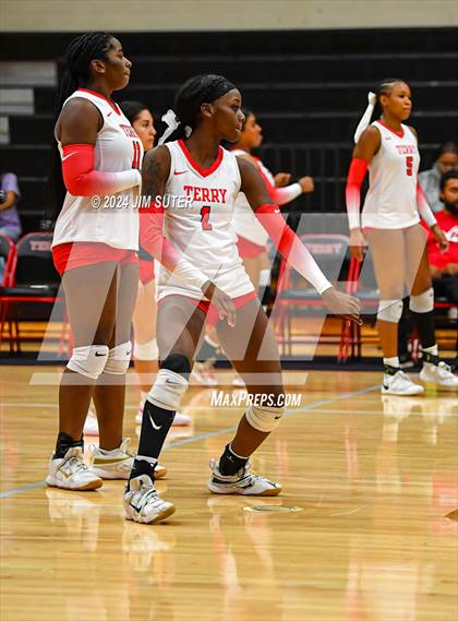 Thumbnail 2 in Terry vs Fort Bend Marshall photogallery.