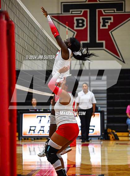 Thumbnail 2 in Terry vs Fort Bend Marshall photogallery.