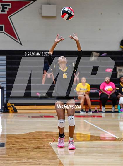 Thumbnail 2 in Terry vs Fort Bend Marshall photogallery.