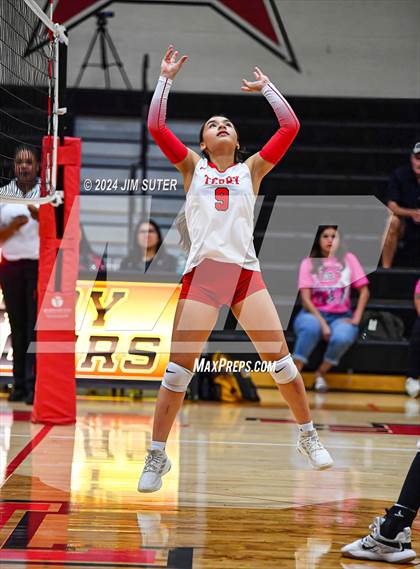 Thumbnail 1 in Terry vs Fort Bend Marshall photogallery.
