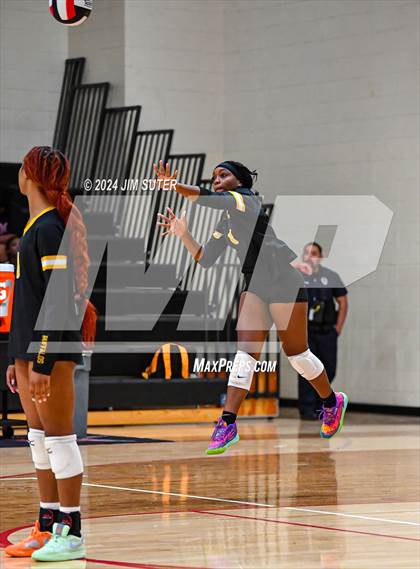 Thumbnail 1 in Terry vs Fort Bend Marshall photogallery.