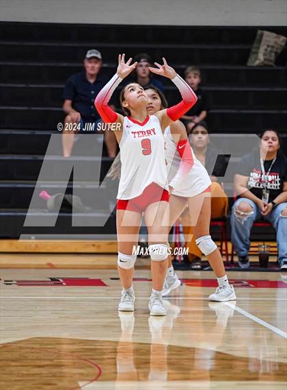 Thumbnail 1 in Terry vs Fort Bend Marshall photogallery.