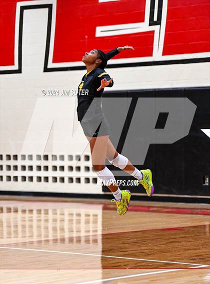 Thumbnail 2 in Terry vs Fort Bend Marshall photogallery.