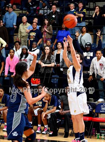 Thumbnail 1 in Westbury Christian vs. Liberty Christian (TAPPS State 4A Final) photogallery.