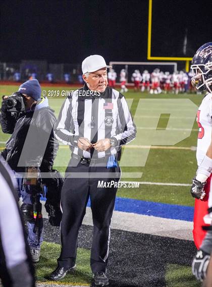 Thumbnail 2 in Las Lomas vs. Rancho Cotate (NCS CIF D3 Final) photogallery.