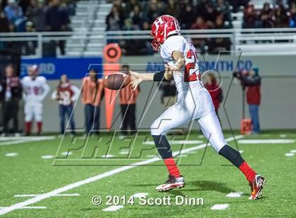 Thumbnail 1 in San Benito vs. Salinas (CCS D1 Final) photogallery.