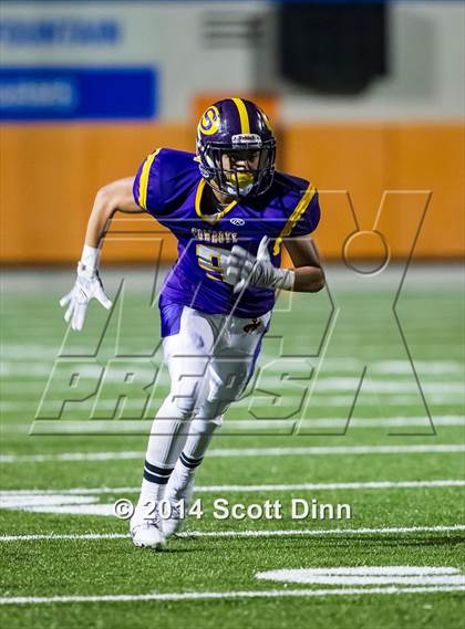 Thumbnail 1 in San Benito vs. Salinas (CCS D1 Final) photogallery.