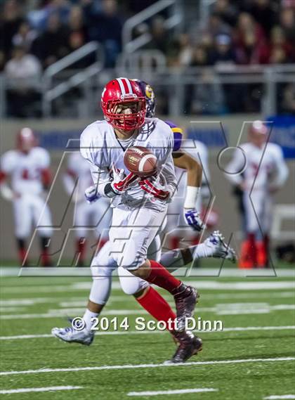 Thumbnail 1 in San Benito vs. Salinas (CCS D1 Final) photogallery.
