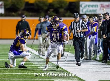 Thumbnail 2 in San Benito vs. Salinas (CCS D1 Final) photogallery.