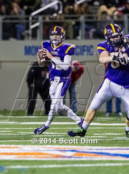 Thumbnail 1 in San Benito vs. Salinas (CCS D1 Final) photogallery.