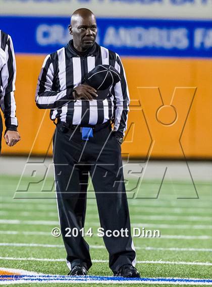 Thumbnail 2 in San Benito vs. Salinas (CCS D1 Final) photogallery.