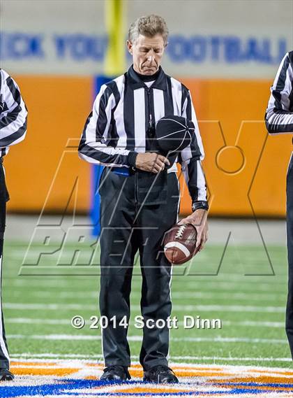 Thumbnail 3 in San Benito vs. Salinas (CCS D1 Final) photogallery.