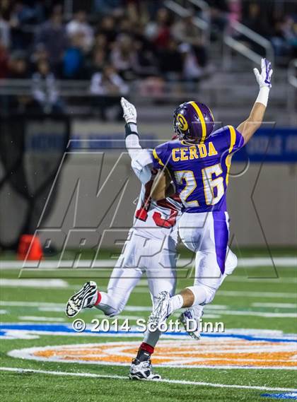 Thumbnail 1 in San Benito vs. Salinas (CCS D1 Final) photogallery.