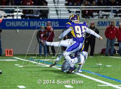 Thumbnail 3 in San Benito vs. Salinas (CCS D1 Final) photogallery.