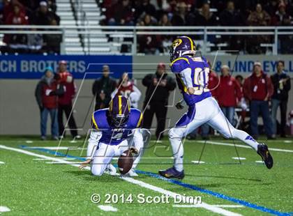 Thumbnail 2 in San Benito vs. Salinas (CCS D1 Final) photogallery.