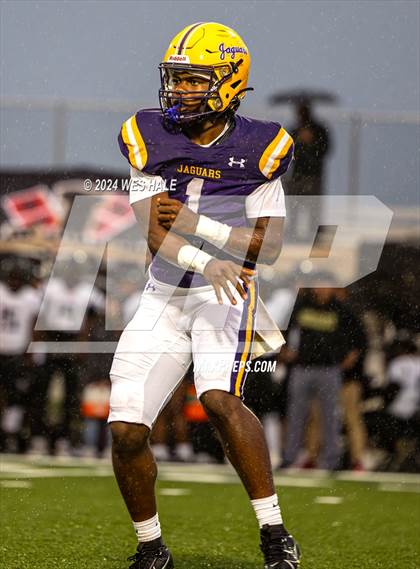 Thumbnail 3 in Jonesboro @ DeSoto Central photogallery.