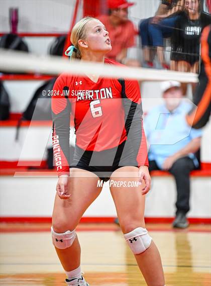 Thumbnail 2 in Burton vs Schulenburg photogallery.