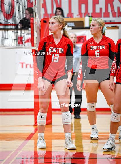Thumbnail 1 in Burton vs Schulenburg photogallery.