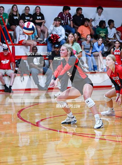 Thumbnail 1 in Burton vs Schulenburg photogallery.