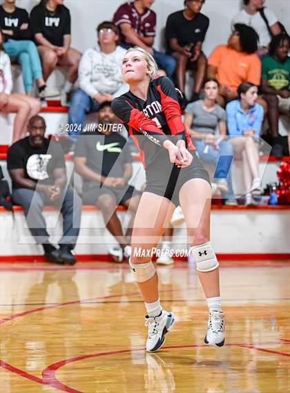 Thumbnail 1 in Burton vs Schulenburg photogallery.