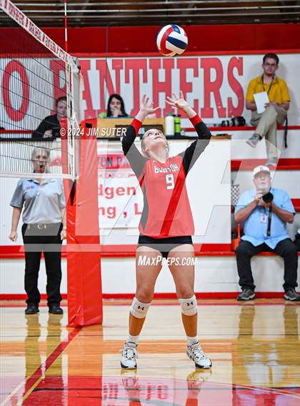 Thumbnail 2 in Burton vs Schulenburg photogallery.