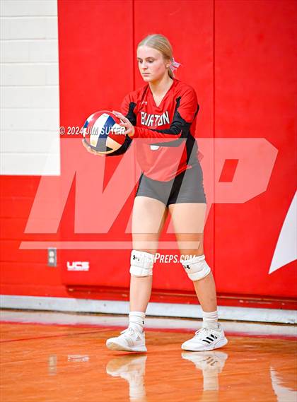 Thumbnail 2 in Burton vs Schulenburg photogallery.