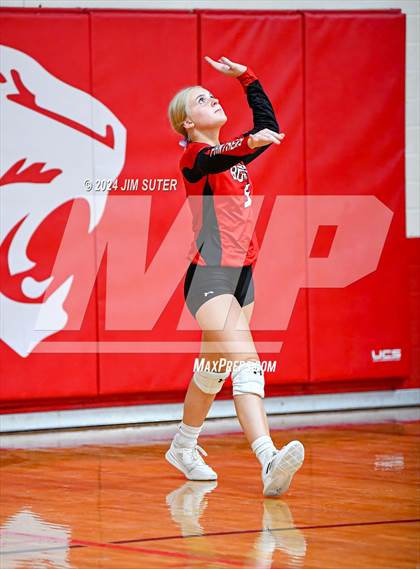 Thumbnail 2 in Burton vs Schulenburg photogallery.