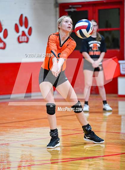 Thumbnail 3 in Burton vs Schulenburg photogallery.