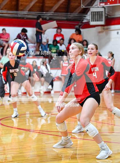 Thumbnail 2 in Burton vs Schulenburg photogallery.