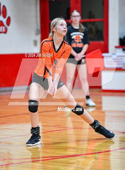 Thumbnail 2 in Burton vs Schulenburg photogallery.