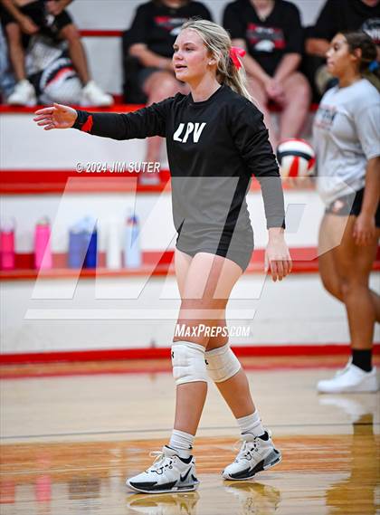 Thumbnail 3 in Burton vs Schulenburg photogallery.