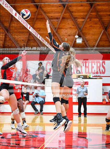 Thumbnail 1 in Burton vs Schulenburg photogallery.